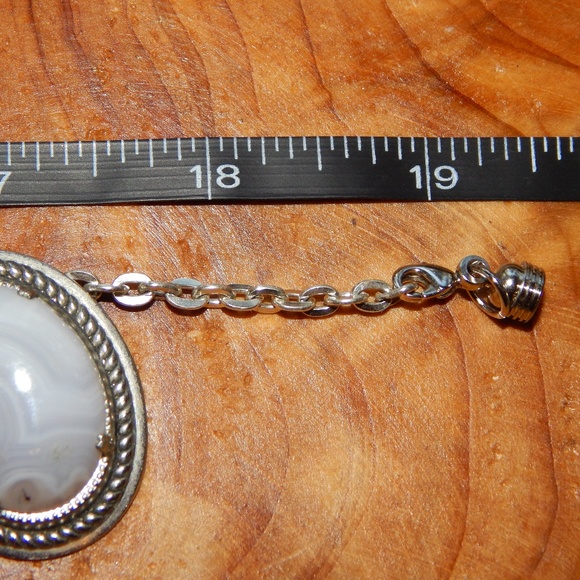 <3  Bold Grey Botswana Agate Pendant Necklace  <3 - Picture 4 of 4